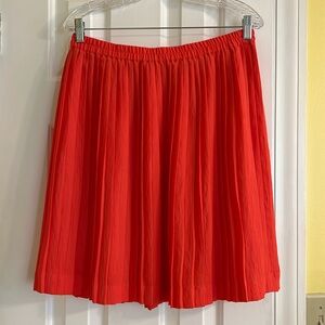 Banana Republic Pleated Skirt